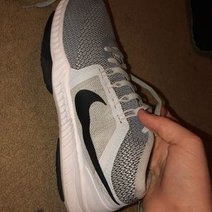 Nike zoom sneakers